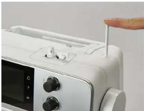 BERNINA 480 - Nedsænkbar spoleholder - 1