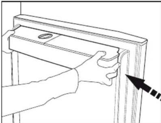 Line drawing of a hand holding a wooden shelf with a handle, showing mechanical components and an arrow indicating direction (no text or symbols)