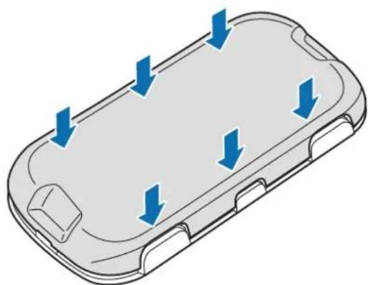 SAMSUNG EI-YP322 - Installera batterierna - 5