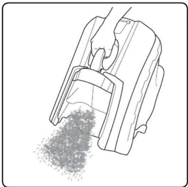 G-TECHNOLOGY CLM001 - Removing and emptying the grass box - 3