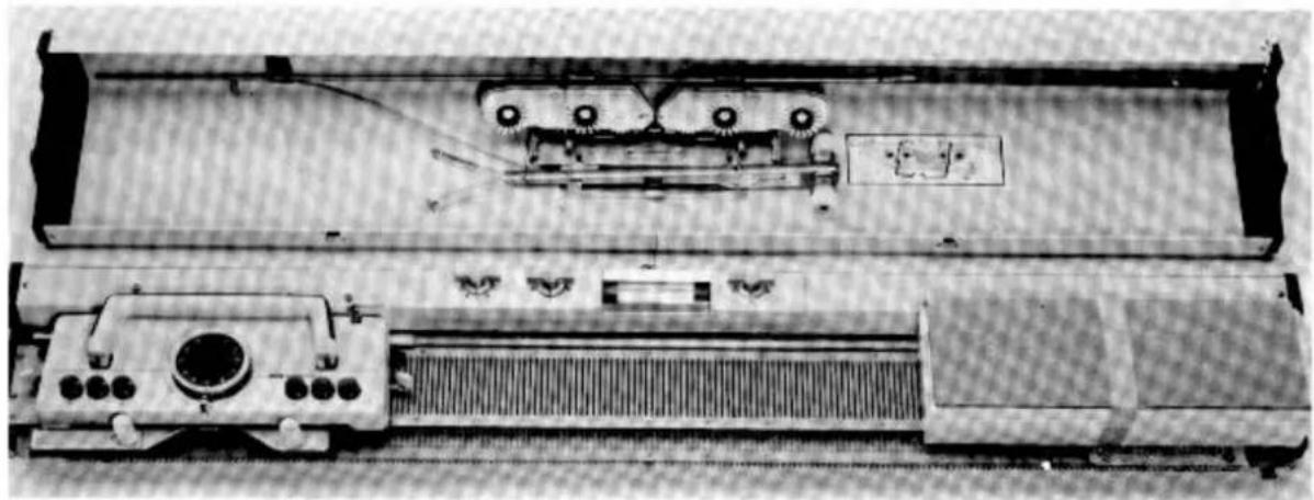 Empisal Knitmaster 305 - UNPACKING THE MACHINE - 1