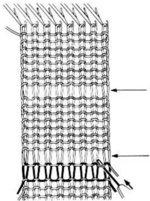 Empisal Knitmaster 305 - KNITTING A HEM - 2