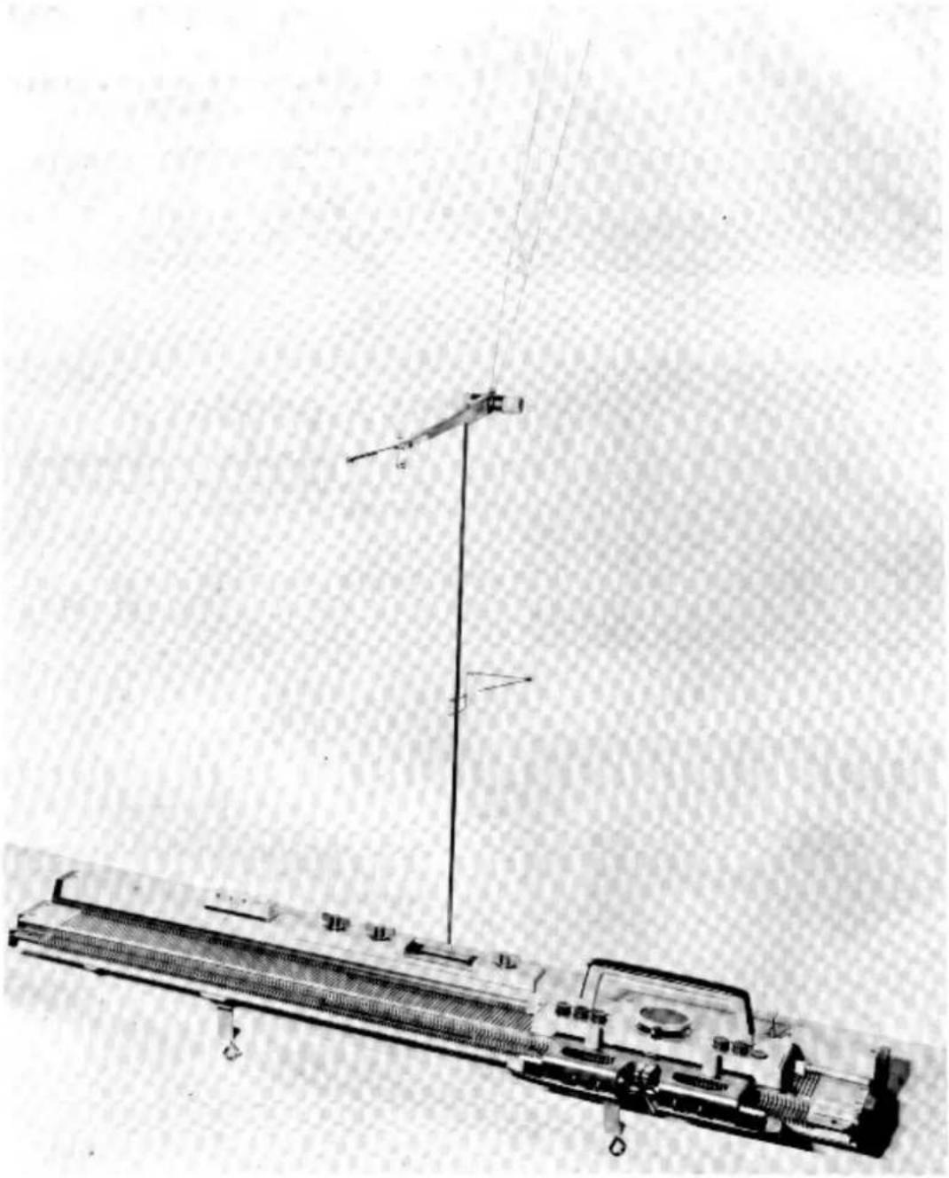 Empisal Knitmaster 305 - THE MACHINE READY SET UP - 1