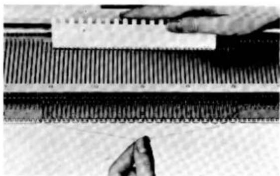 Empisal Knitmaster 305 - THE AUTOMATIC CLOSED EDGE CAST ON - 5