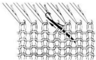 Empisal Knitmaster 305 - REPAIRING A DROPPED STITCH - 3