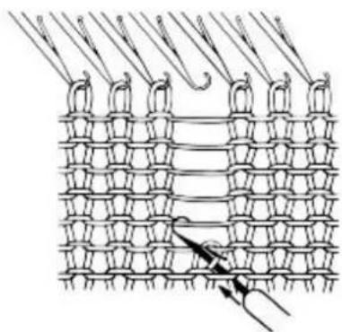 Empisal Knitmaster 305 - REPAIRING A DROPPED STITCH - 1