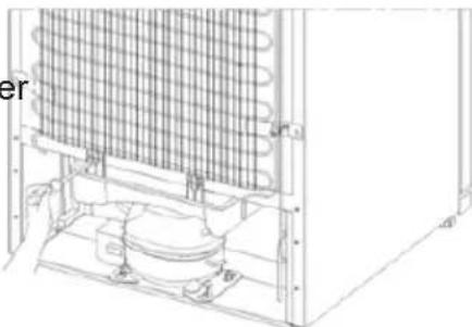 ELECTROLUX LNT5MF32U0 - Sørg for at dit køleskab ikke er tilsluttet stikkontakten under rengøring. - 1