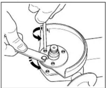 BLACK & DECKER KG65 - RETIRAR O RESGUARDO - 1