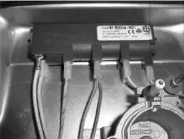 Summit GC5272B - WARNING: MAINTENANCE MUST ONLY BE PERFORMED BY AUTHORIZED PERSONS. - 4