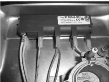 Summit GC5272BTK30 - AVERTISSEMENT : SEULES DES PERSONNES AUTORISÉES PEUVENT EFFECTUER LES ACTIVITÉS D'ENTRETIEN. - 4