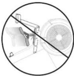 Circular diagram showing a mechanical device with a diagonal line and concentric circles, no text or symbols present.
