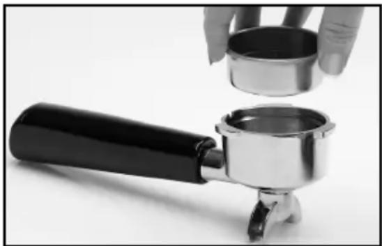 Capresso EC PRO 118.05 - Filling and Inserting the Portafilters - 2