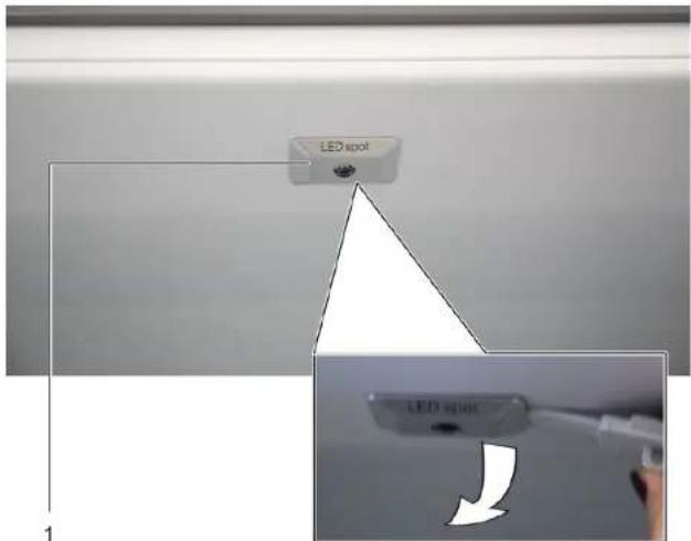 Profilo BD3086WFAN - Demontering av LED-spotlight - 1