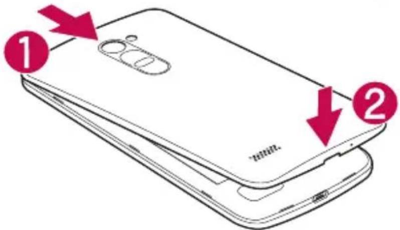 LG Leon - Sätta i SIM-kortet och batteriet - 4