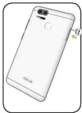 ASUS ZenFone Zoom S - Isættelse af et hukommelseskort - 1