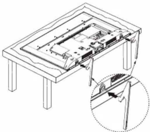 PANASONIC TX-50HX600E - Montáž podstavca - 1