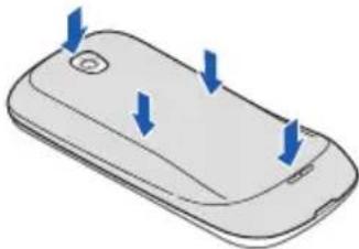 SAMSUNG Galaxy 3 GT-i5801 - Install the SIM or USIM card and battery - 5
