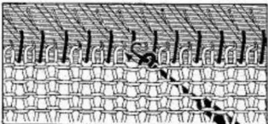 Empisal Knitmaster 325 - REPAIRING A LADDER OF DROPPED STITCHES - 4