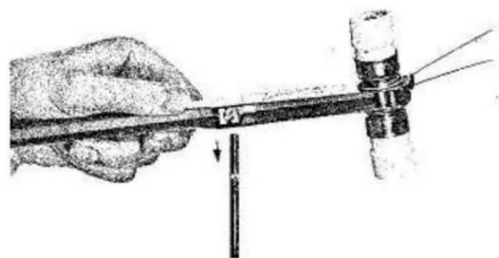 Empisal Knitmaster 321 - SETTING UP THE YARN BRAKE - 2