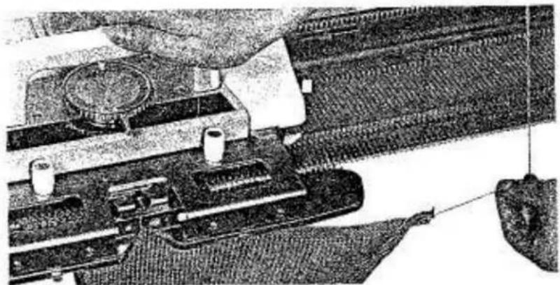 Empisal Knitmaster 321 - YOU ARE NOW MACHINE KNITTING - 3