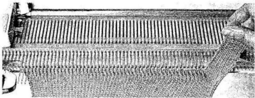 Empisal Knitmaster 321 - SHAPING A ROUND NECKLINE (METHOD 2) - 1