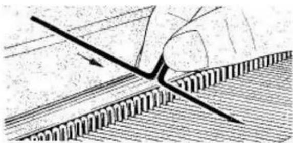 Empisal Knitmaster 321 - CHANGING A DAMAGED NEEDLE - 6