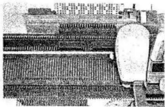 Empisal Knitmaster 321 - SHAPING A 'V' NECK IN A PATTERNED GARMENT - 3