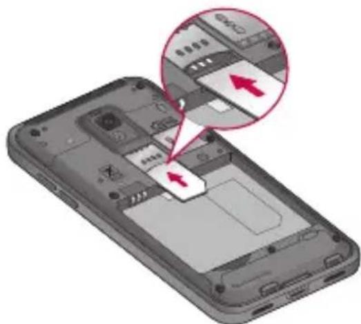 LG Optimus 2X - Sätta i SIM-kortet och batteriet - 2