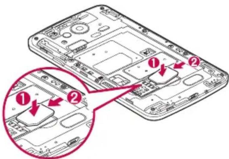 LG F60 - Sätta i SIM-kortet och batteriet - 2