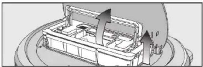 MIELE Scout RX2 - Emptying the dust box - 2