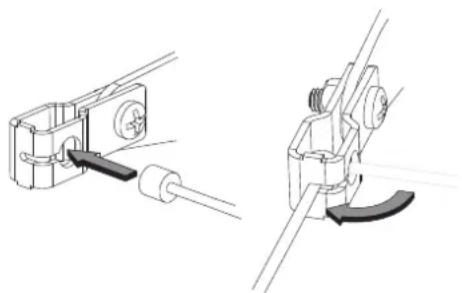 GARMIN Reactor 40 Kicker - Conectar el cable del actuador de acelerador a la conexión del acelerador - 1