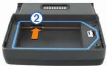 GARMIN BMW Motorrad Navigator VI - Isætning af batteriet - 2