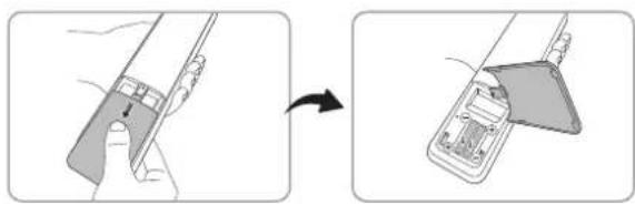 BENQ TK10 - Replacing the remote control batteries - 1