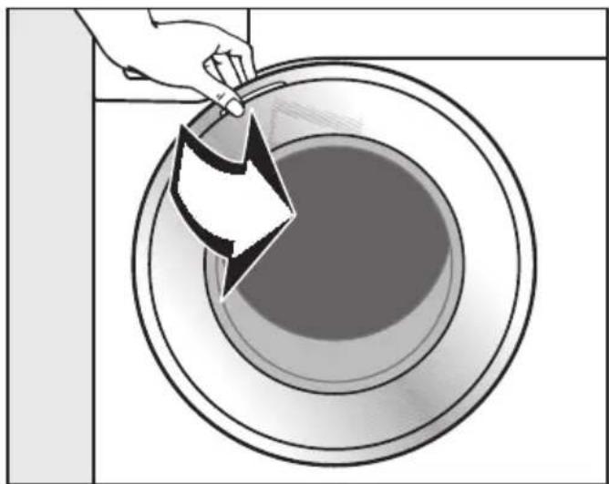 MIELE WSF 363 WCS - Rørbøjning tages ud af tromlen - 1