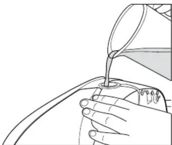 HOOVER IronSpeed SFD4102011 - Capítulo 3.4 - Engomar a vapor na vertical - 2