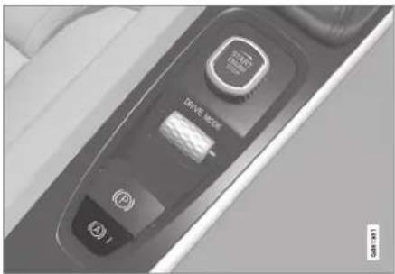 VOLVO S90 (2021) - Aktivere og deaktivere automatisk bremsning under stilstand - 1