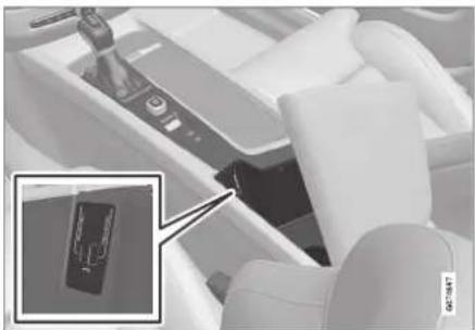 VOLVO S90 (2021) - Tilslutte enhed via USB-indgang - 1