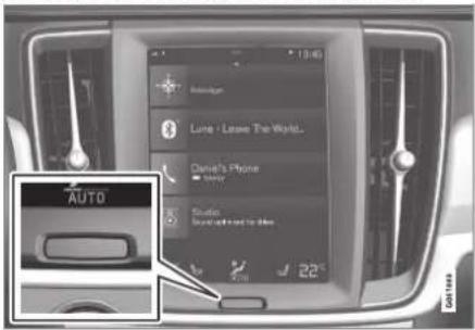 VOLVO S90 (2021) - Rengøre midterdisplay - 1