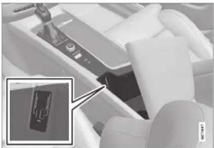VOLVO V60 (2021) - Tilslutte enhed via USB-indgang - 1