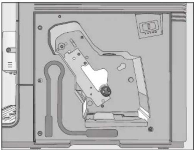MIELE Silence CM 5310 - Bryggeenheden og det indvendige rum rengøres - 3