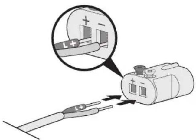 BOSE Lifestyle 550 - Ansluta en AC-2-adapter - 2