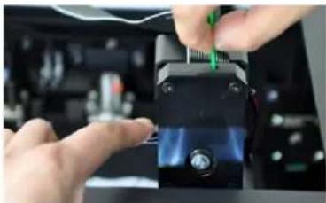 MONOPRICE Maker Select pro Ultimate - INSERTING FILAMENT - 6