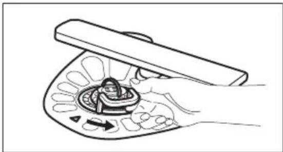 ELECTROLUX EEA22100L - Cleaning the filters - 2