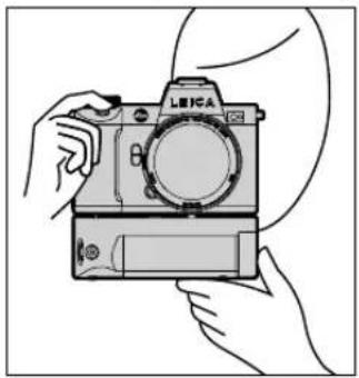LEICA SL2 - PHOTOGRAPHY WITH THE HANDGRIP - 1