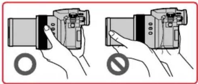 LEICA V-LUX 5 - Handling the camera correctly - 2