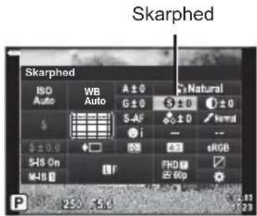 Skarphed Skarphed ISO Auto WB Auto A ± 0 G ± 0 S ± 0 S-AF i - eRGB M-18 On MF FHD 60p P 250 5.0 1.83 1.23
