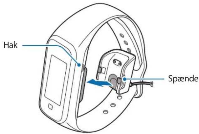 SAMSUNG Galaxy Fit 2 - Oplade batteriet - 4