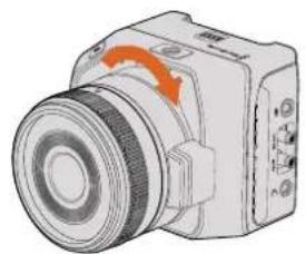 Blackmagic Design Studio Camera 4K 2 - Cher client, chère cliente, - 2