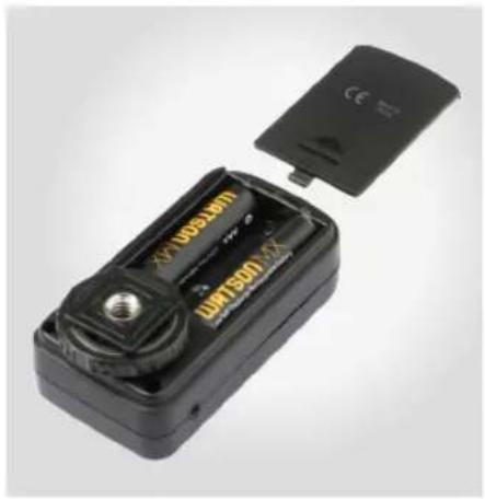Vello ShutterBoss III - CHANGING THE BATTERIES - 1