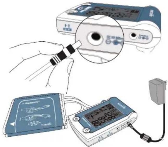 MICROLIFE WatchBP Home A BT - 使用电源适配器 - 1